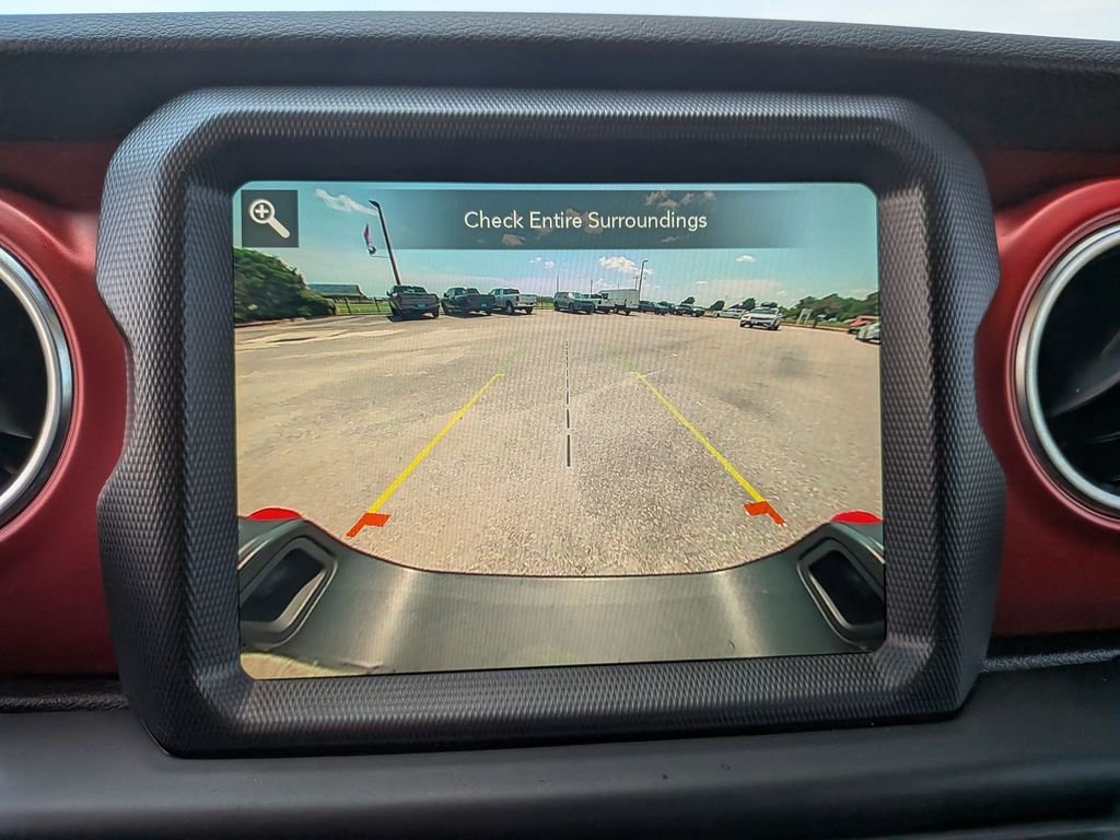 Used 2023 Gray Jeep Rubicon image 21