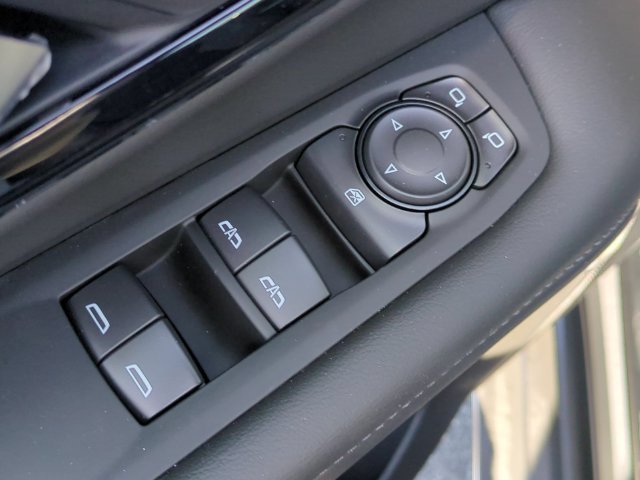 2026 Chevrolet Suburban LT - Photo 22
