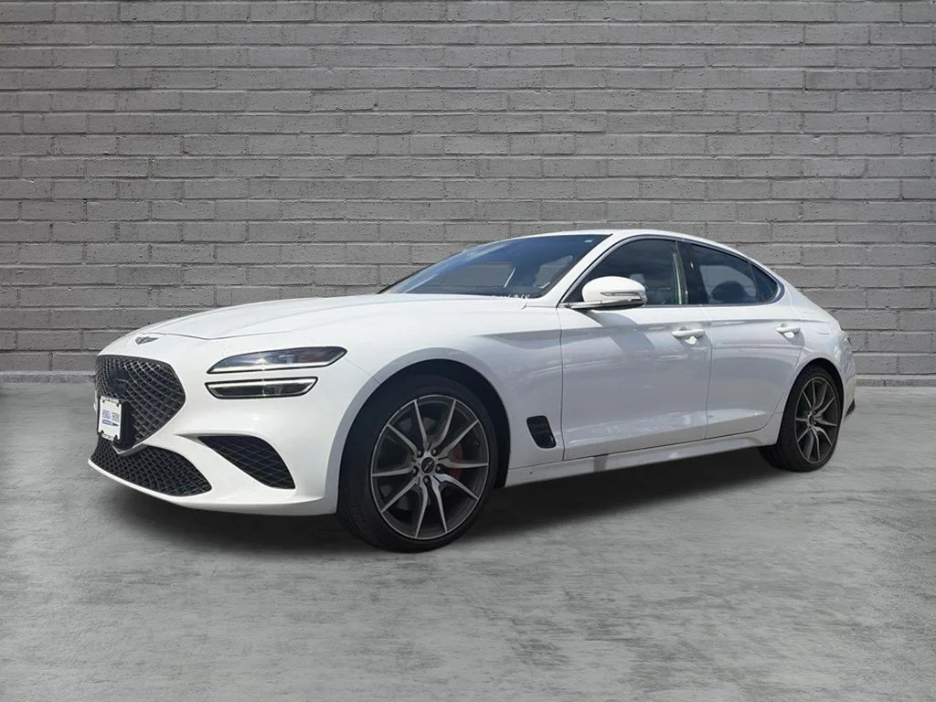 2025 GENESIS G70