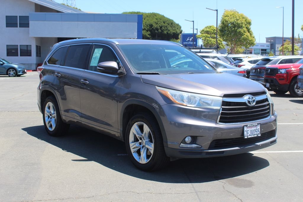 Used 2014 Gray Toyota Limited image 5