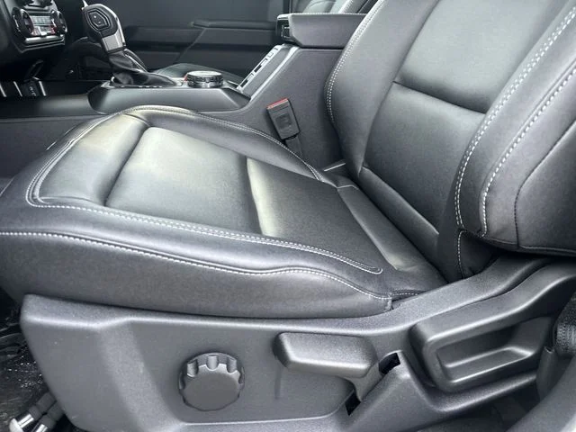 New 2025 Desert Sand Ford Badlands® image 16