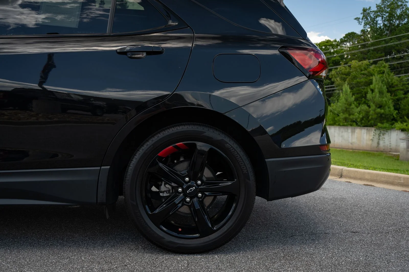 Used 2024 Black Chevrolet Premier image 6