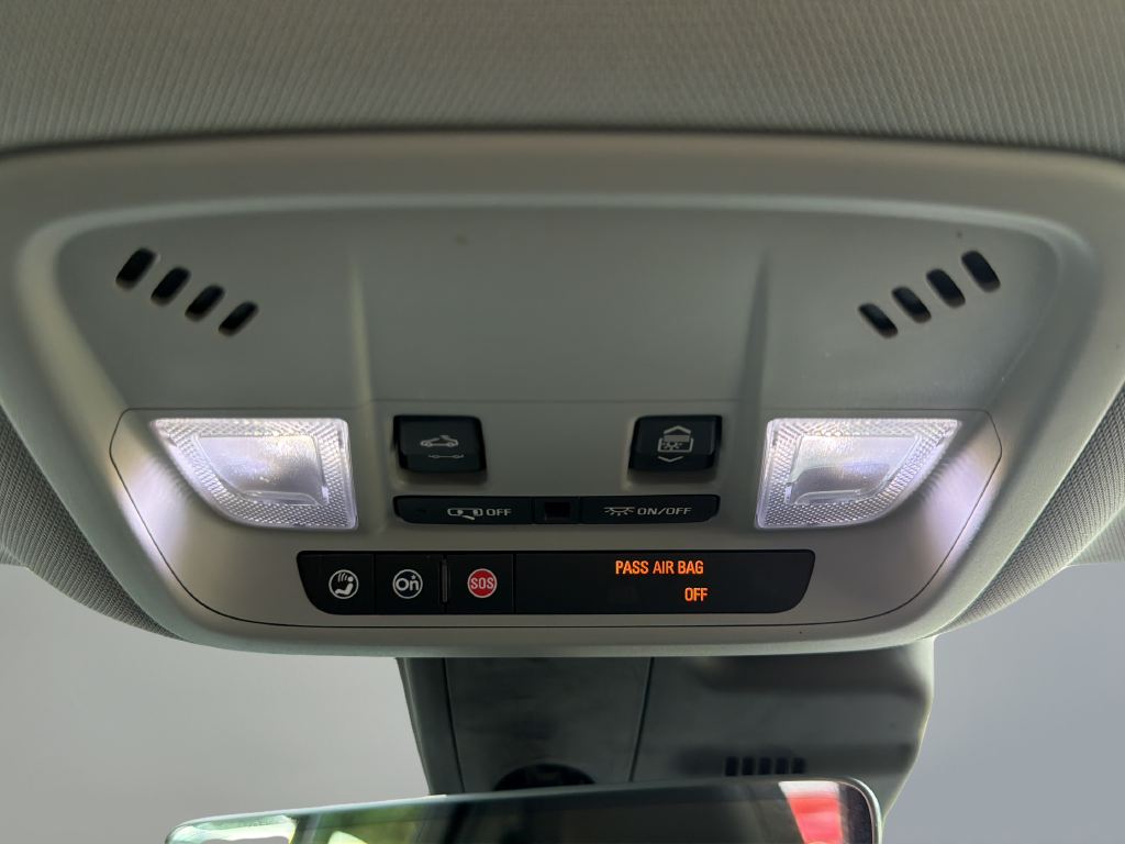 Used 2019 Black Chevrolet Premier image 34