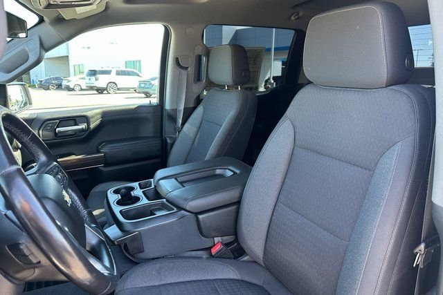 Used 2022 White Chevrolet LT image 28