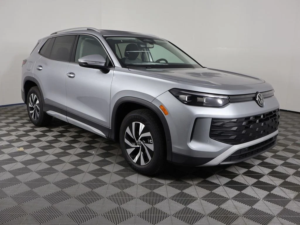 New 2025 Silver Volkswagen 2.0T S image 7