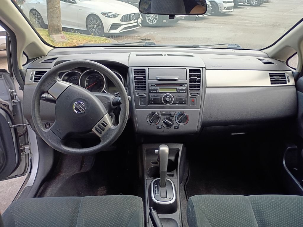Used 2011 Brilliant Silver Metallic Nissan 1.8 S image 15