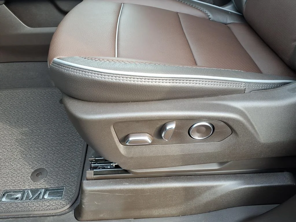 2026 GMC Sierra 1500 Denali - Photo 14