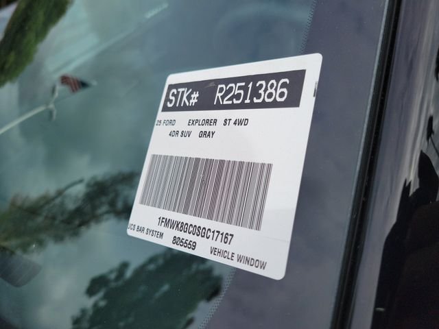 Used 2025 Carbonized Gray Metallic Ford ST image 31