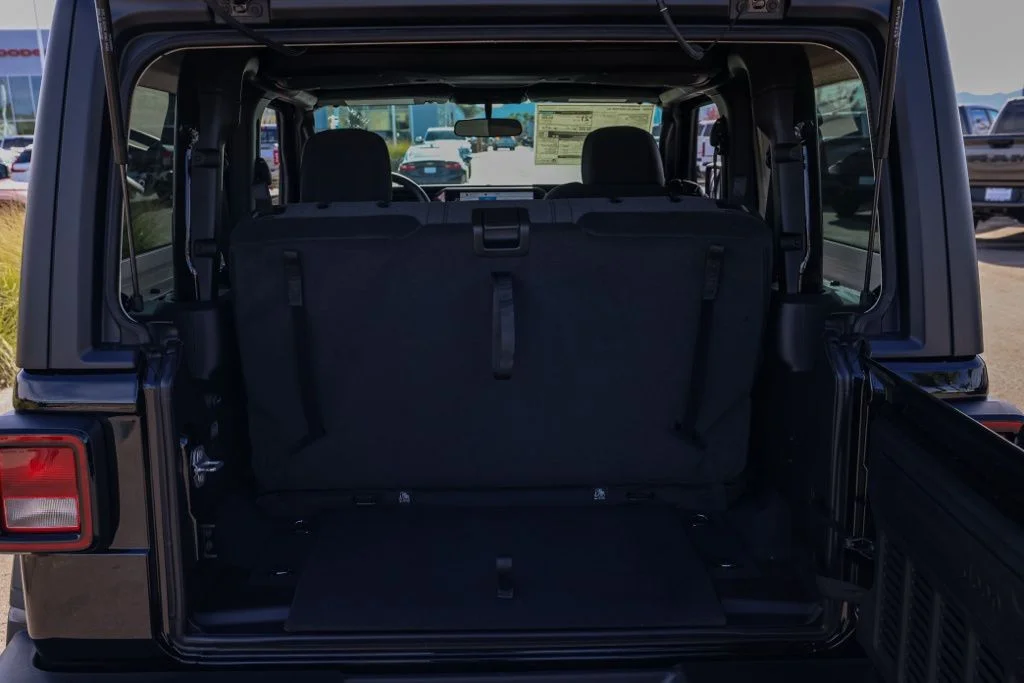 New 2026 Black Clear-Coat Exterior Paint Jeep Sport image 15