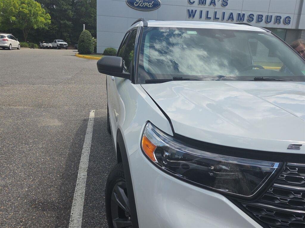 Used 2021 Star White Metallic Tri-Coat Ford XLT image 3