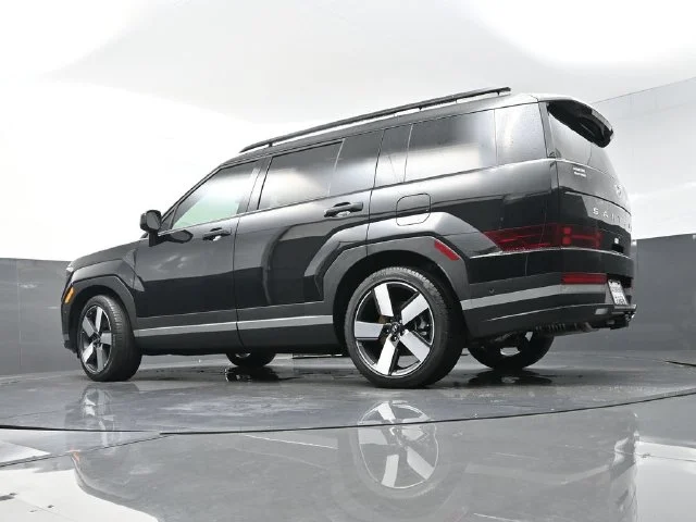 Used 2025 Black Hyundai Limited image 33