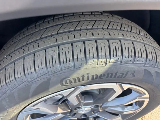 New 2027 Rapids Metallic GMC Elevation image 31