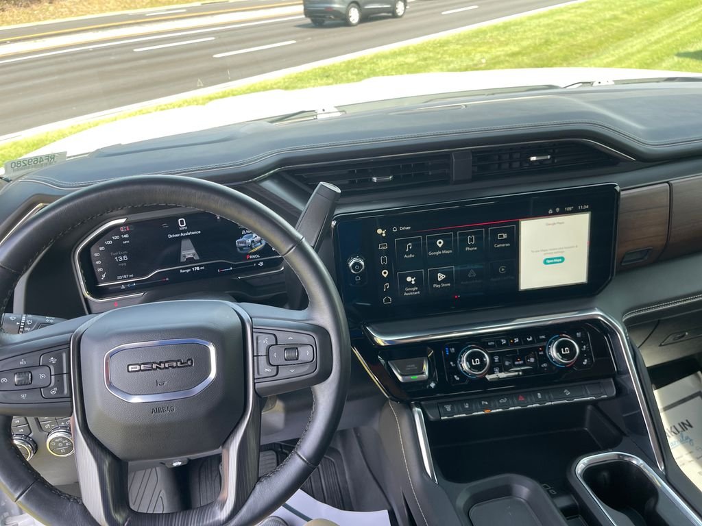 Used 2024 White GMC Denali Ultimate image 17