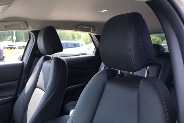 Used 2024 Silver Mazda 2.5 S Select Sport image 8