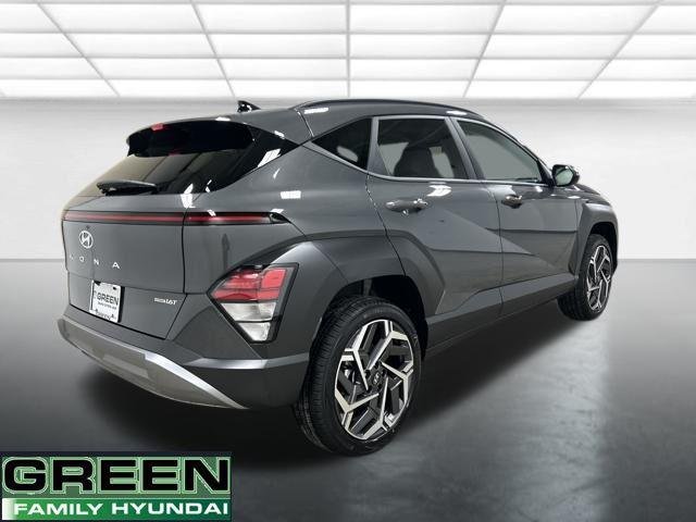 New 2026 Gray Hyundai SEL Premium image 8