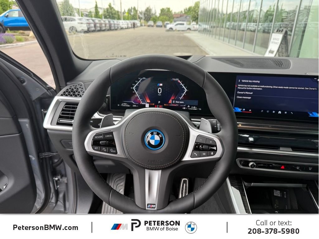 New 2026 Skyscraper Grey Metallic BMW xDrive50e image 21