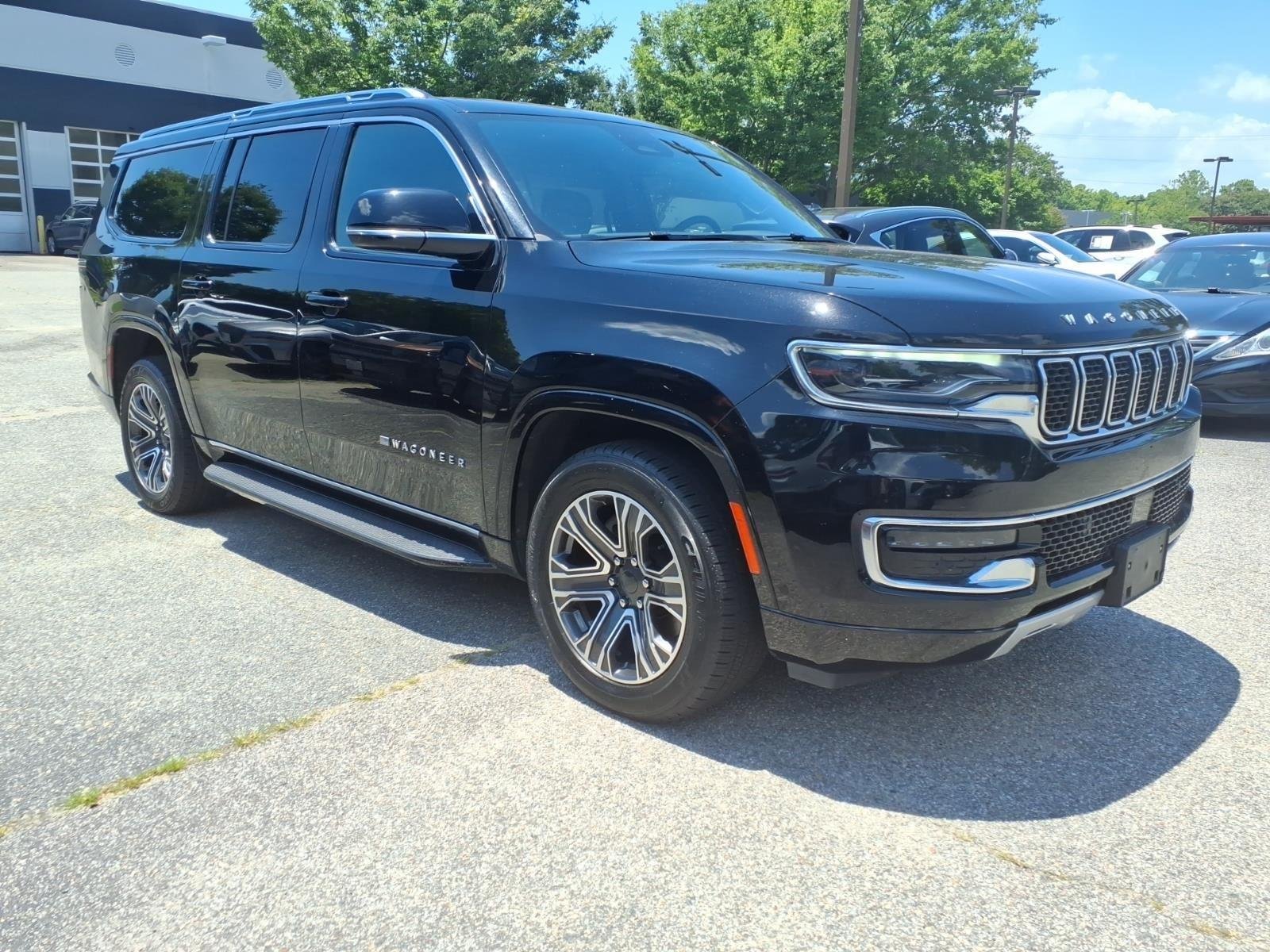 Used 2024 Diamond Black Crystal Pearlcoat Jeep Series II image 4