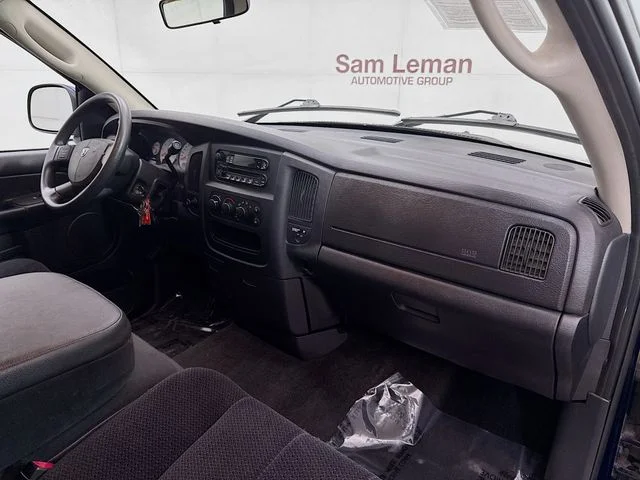 Used 2004 Patriot Blue Pearl Dodge SLT image 23