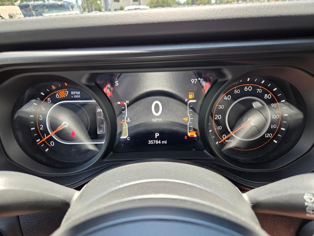 Used 2024 White Jeep Rubicon image 28