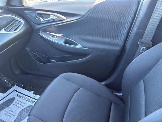 Used 2024 White Chevrolet LT image 26
