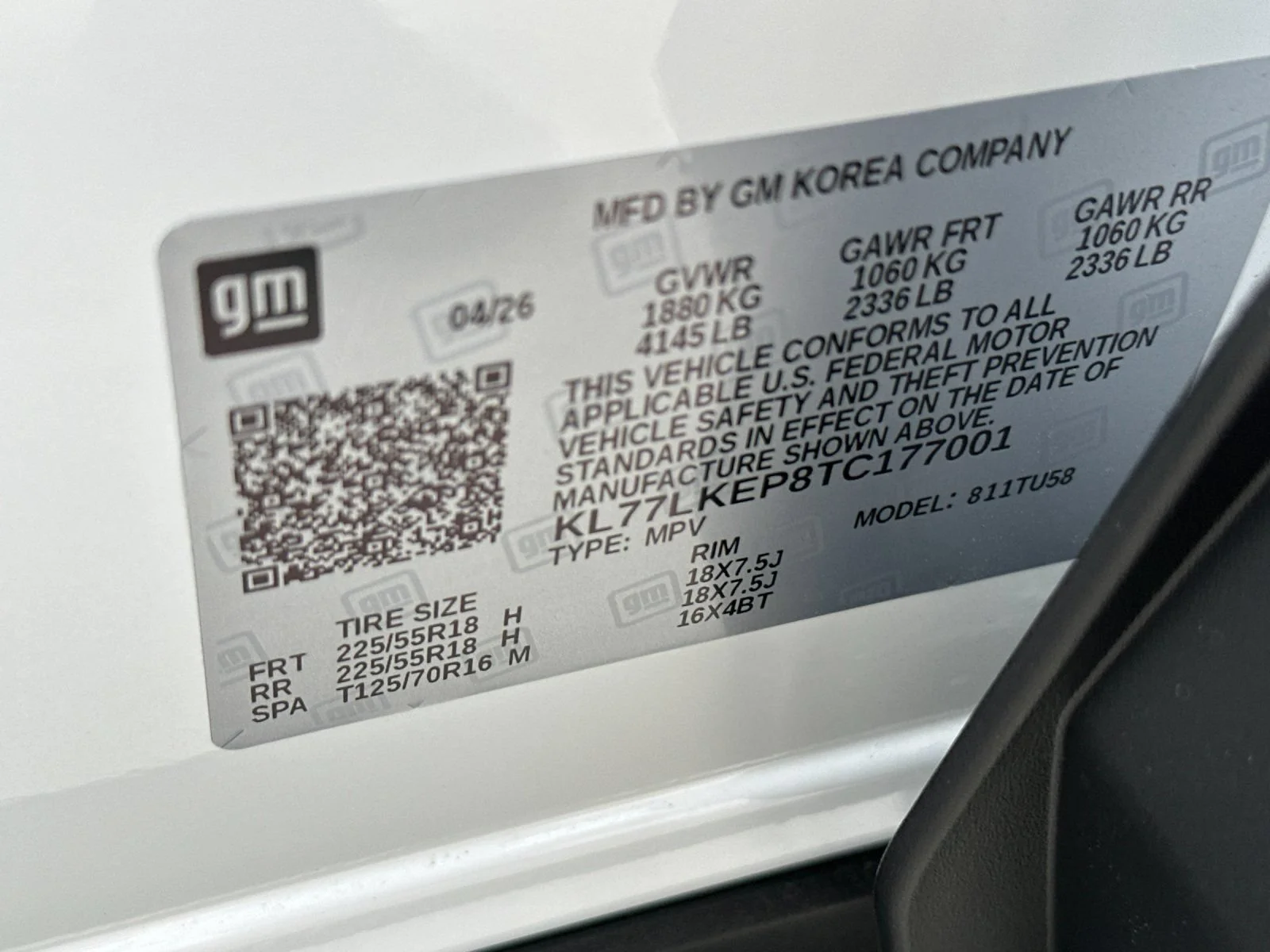 New 2026 Summit White Chevrolet ACTIV image 28