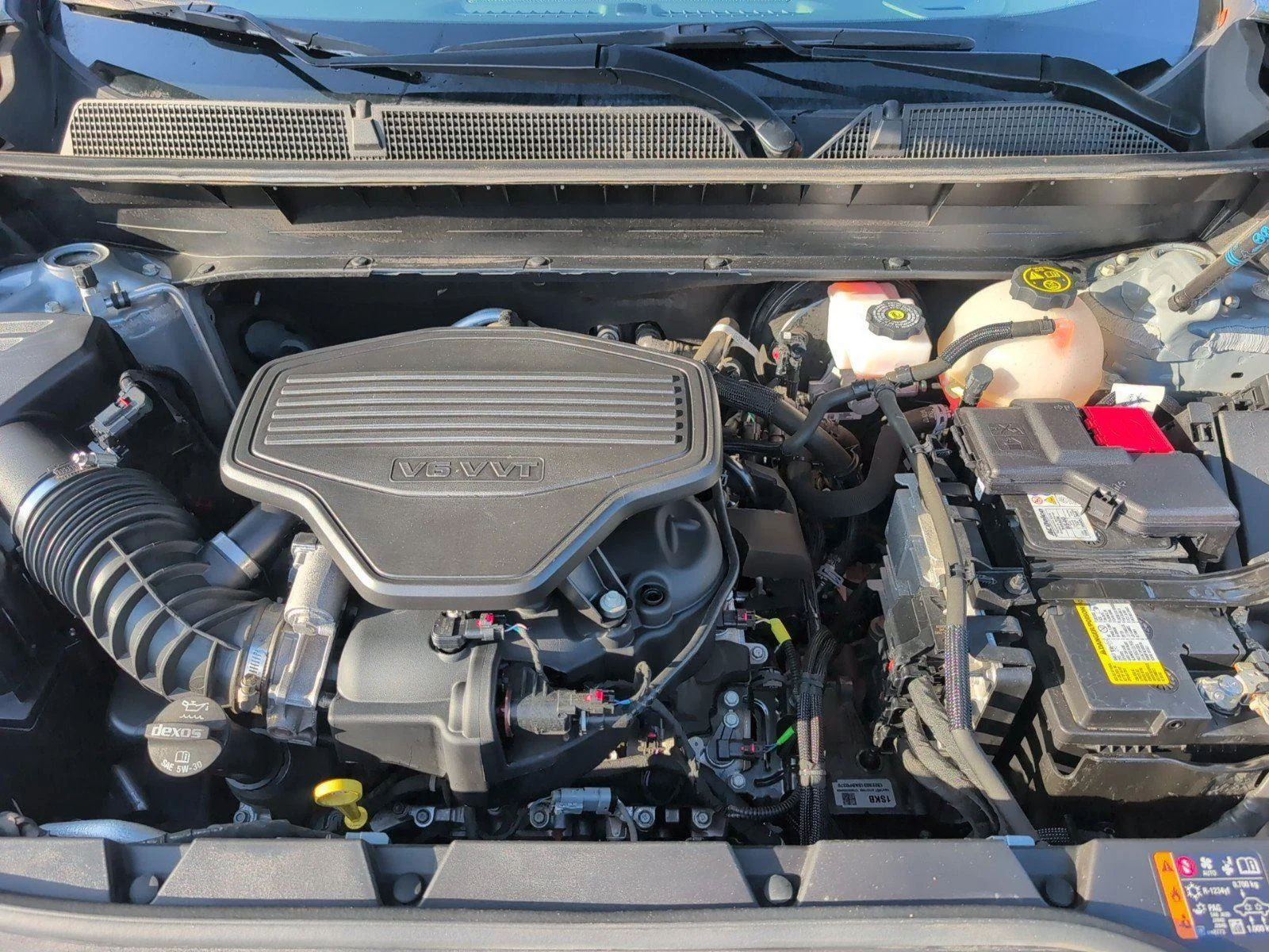 Used 2023 Sterling Metallic GMC AT4 image 14