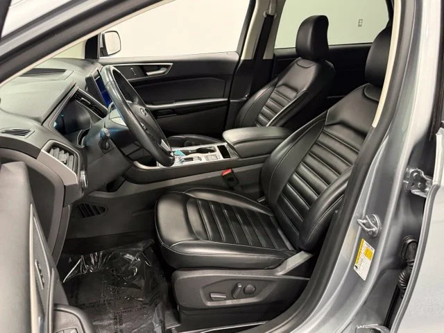 Used 2024 Silver Ford SEL image 10