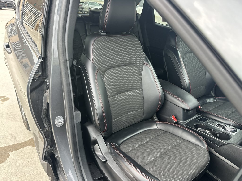 Used 2023 Carbonized Gray Metallic Ford ST Line image 29