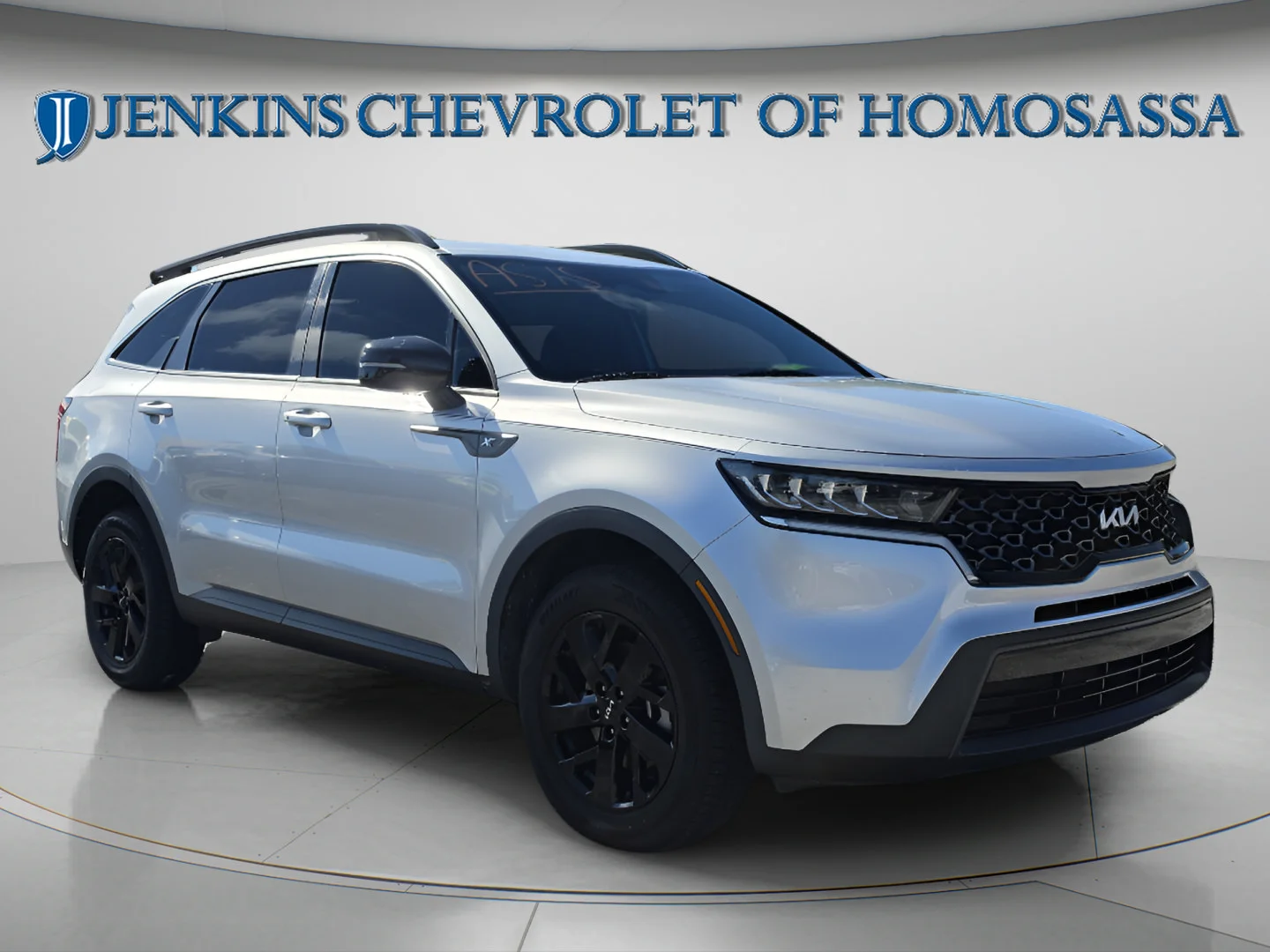 Used 2022 Sparkling Silver Kia X-Line S image 1