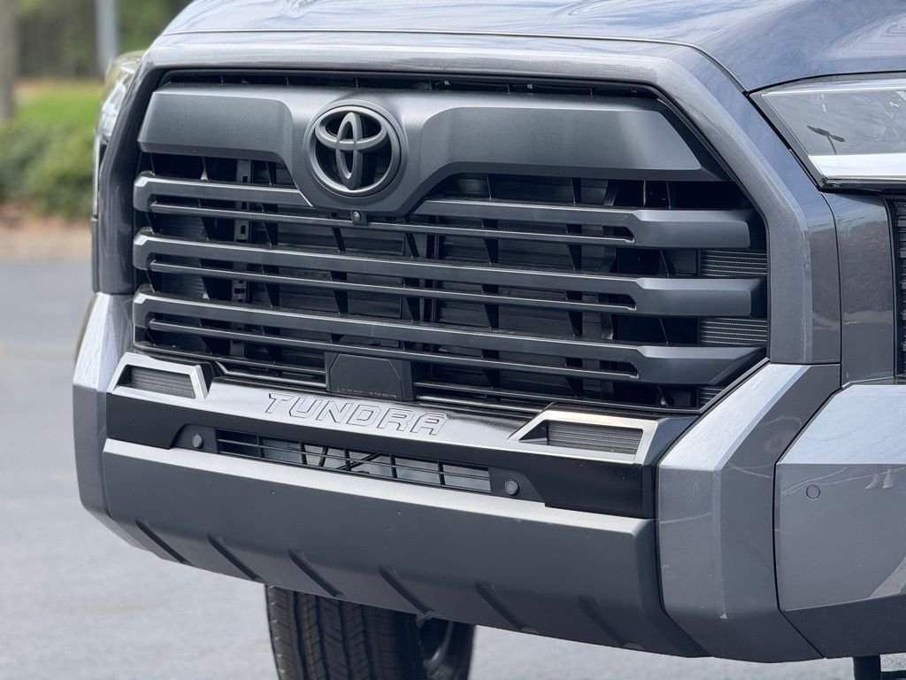 2026 Toyota Tundra Limited - Photo 8