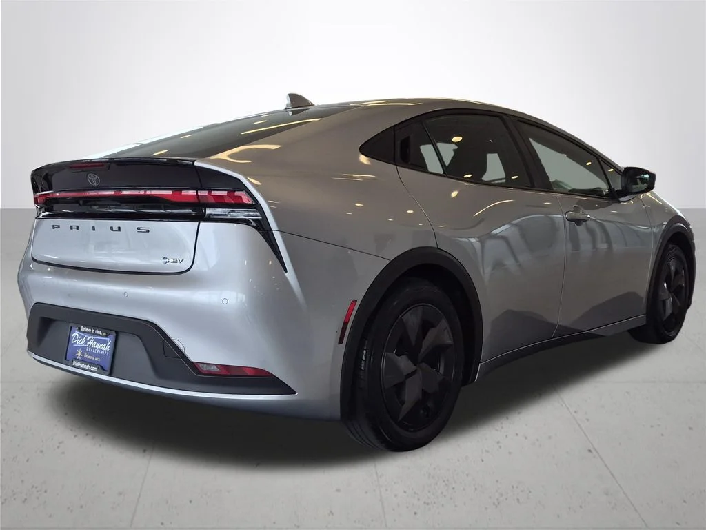 Used 2025 Gray Toyota LE image 7