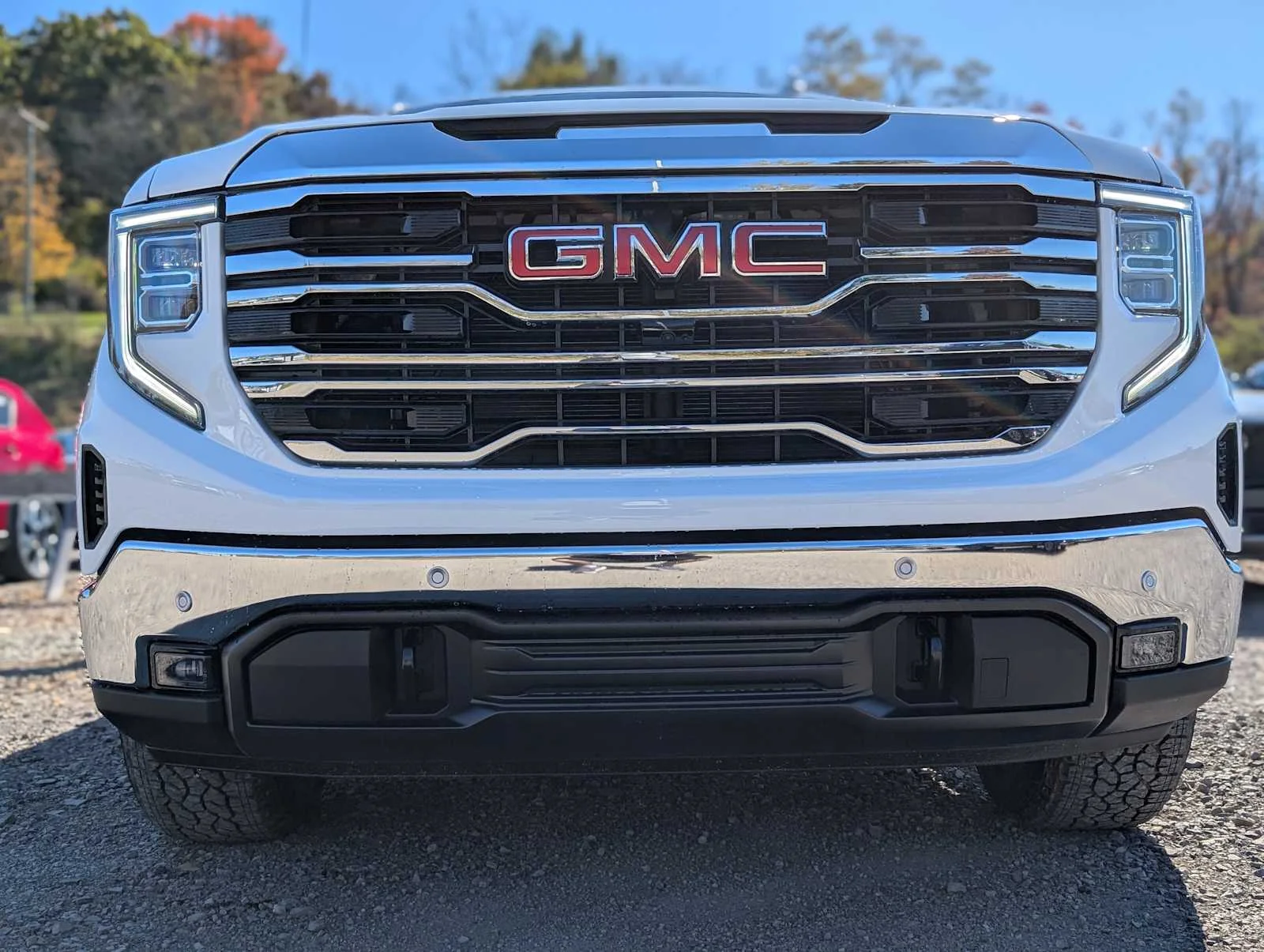 New 2026 Summit White GMC SLT image 2