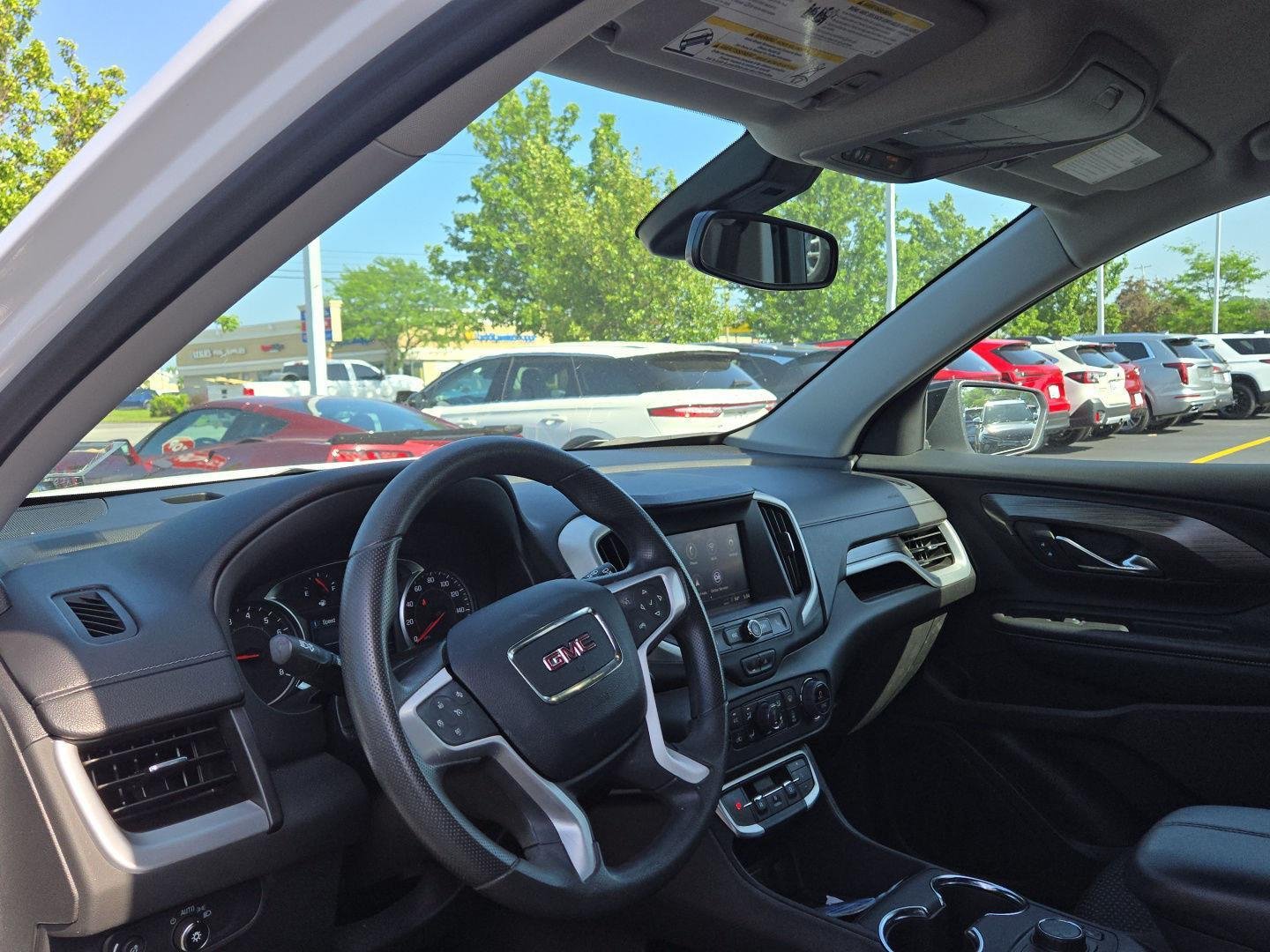 Used 2024 Summit White GMC SLE image 3