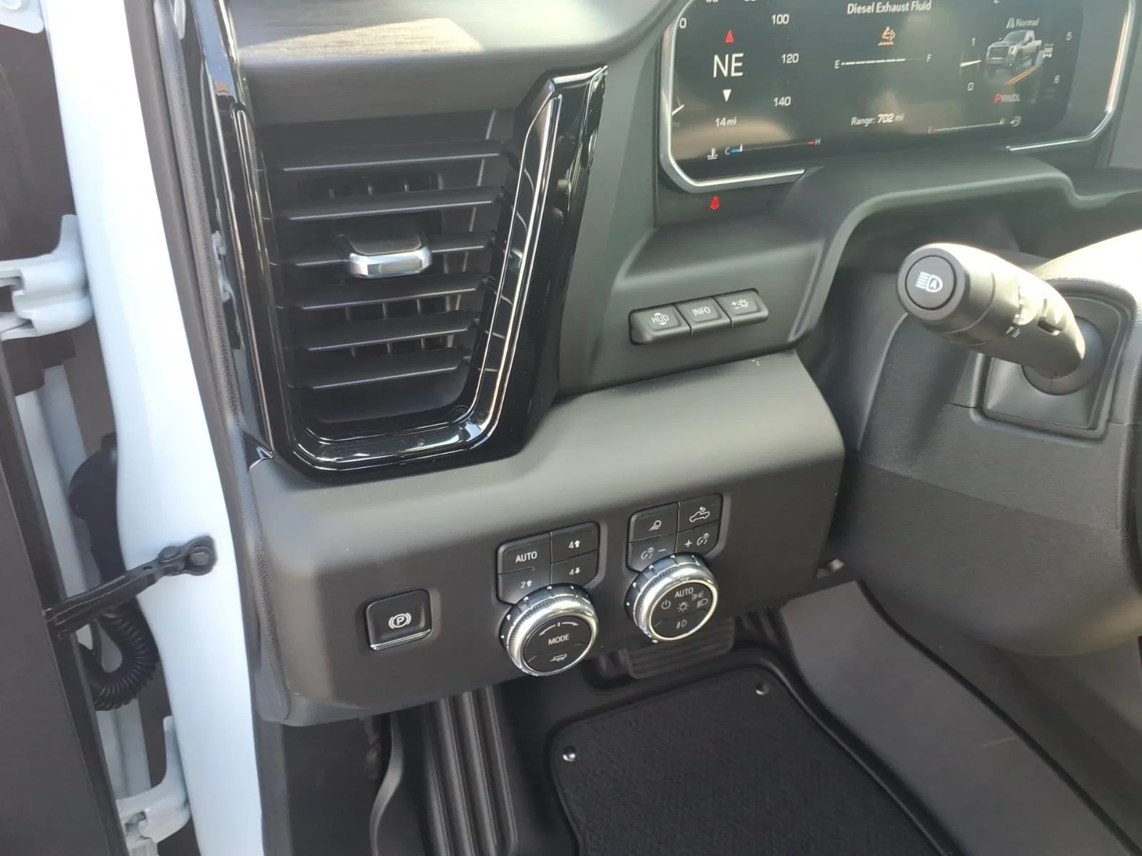 2026 GMC Sierra 2500HD AT4X - Photo 17