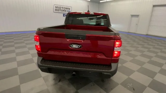 New 2026 Ruby Red Metallic Tinted Clearcoat Ford XLT image 7