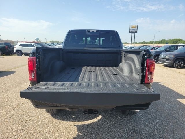 New 2026 Diamond Black Crystal Pearl-Coat Exterior Paint RAM Big Horn image 30
