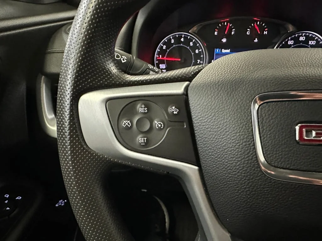 2023 GMC Terrain SLE - Photo 11