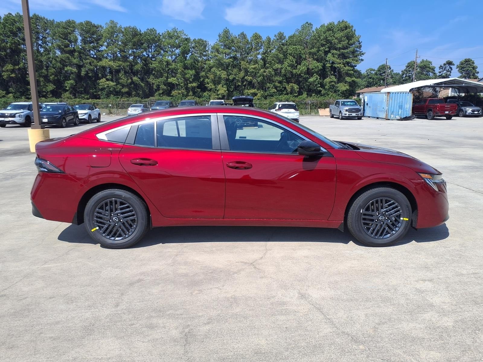 2027 Nissan Sentra photo 9 of 24