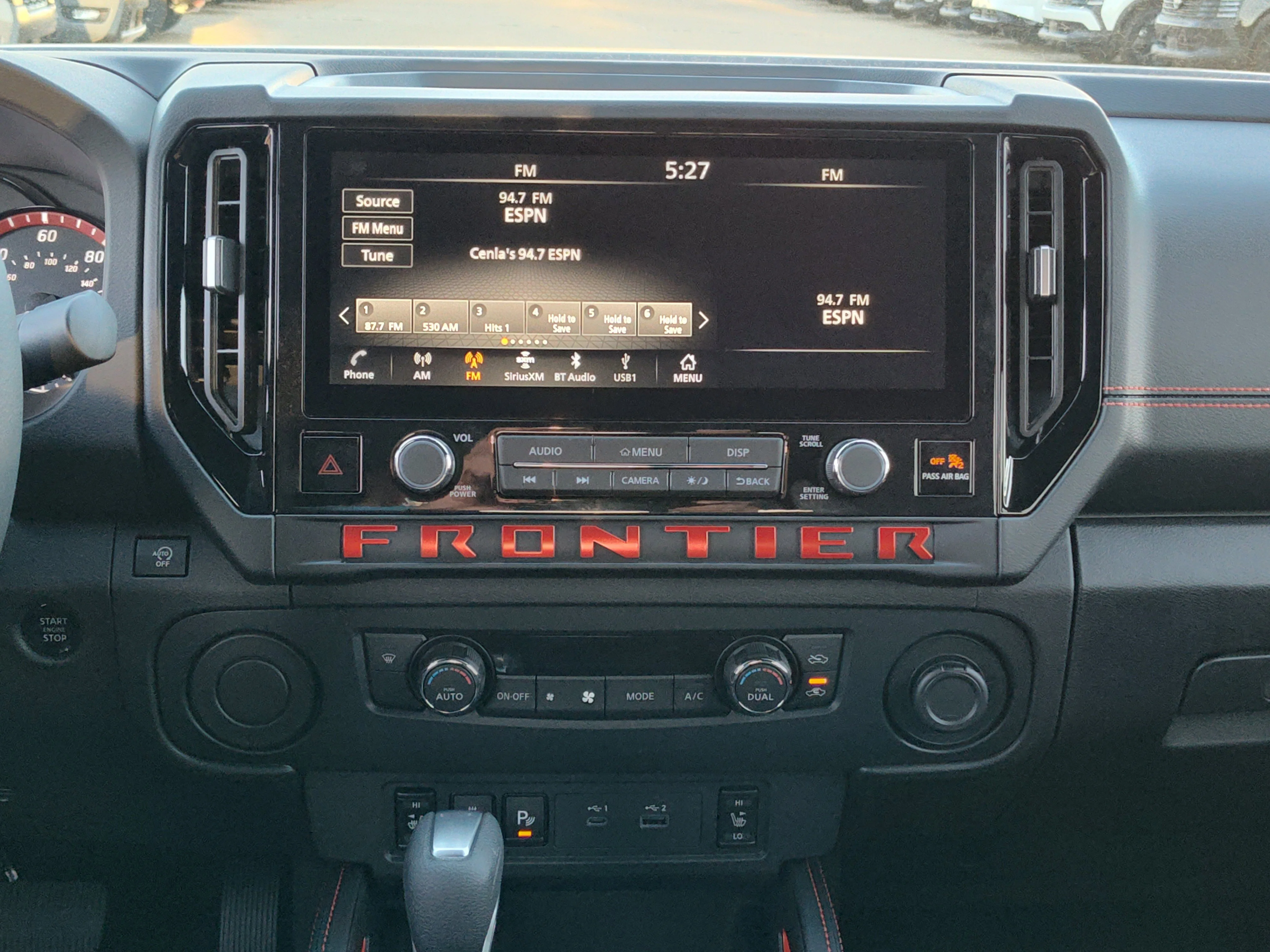 2026 Nissan Frontier PRO-X - Photo 9