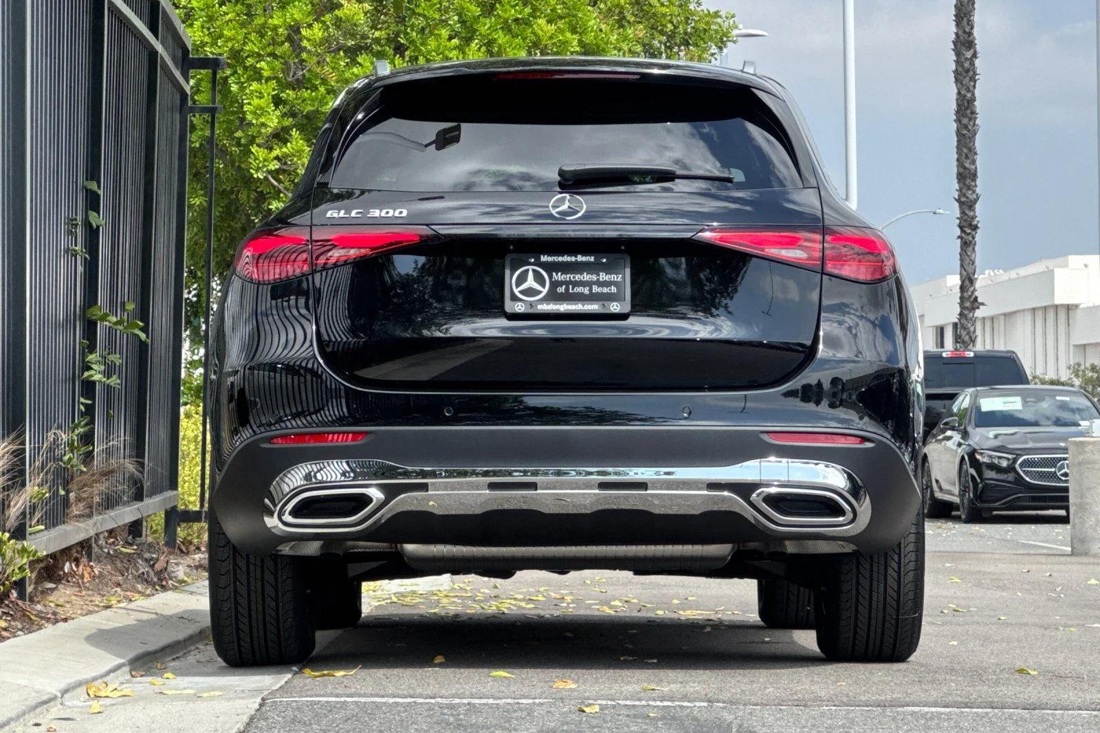 New 2026 Black Mercedes-Benz GLC 300 image 5