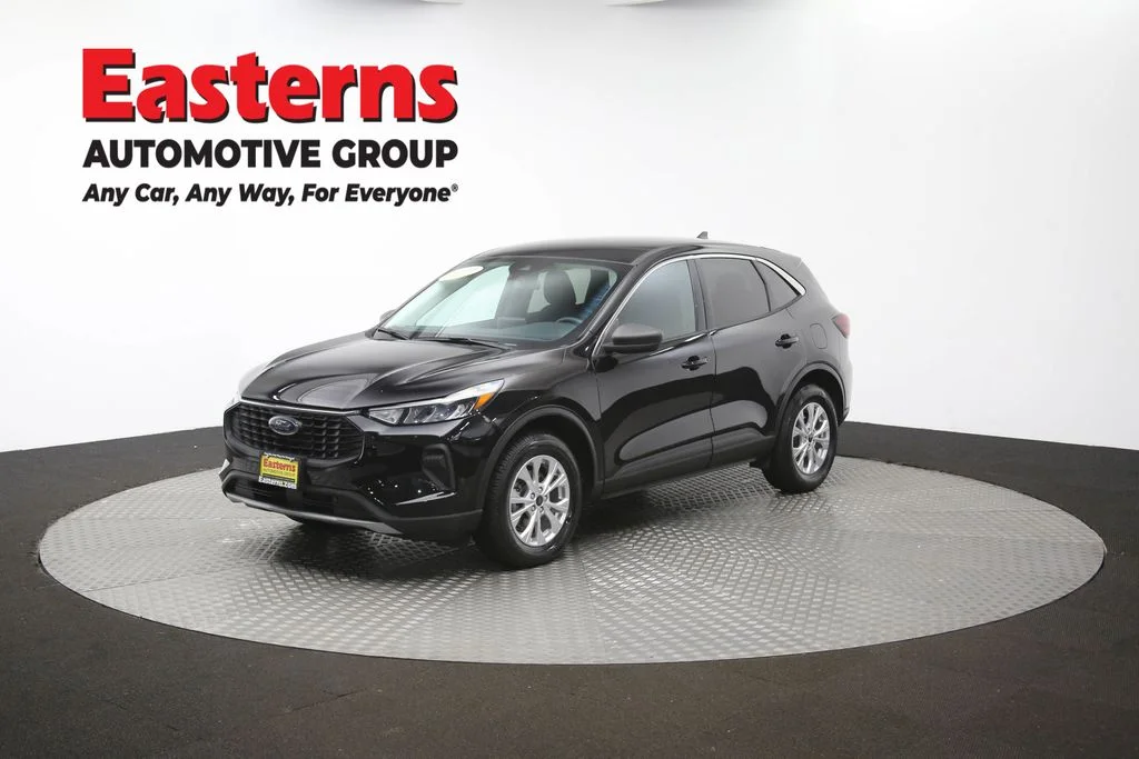 Used 2023 Black Ford Active image 55