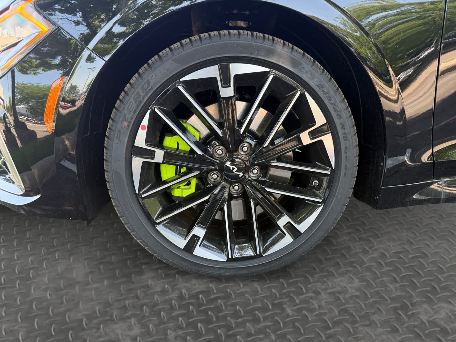 New 2026 Aurora Black Pearl Kia GT image 9