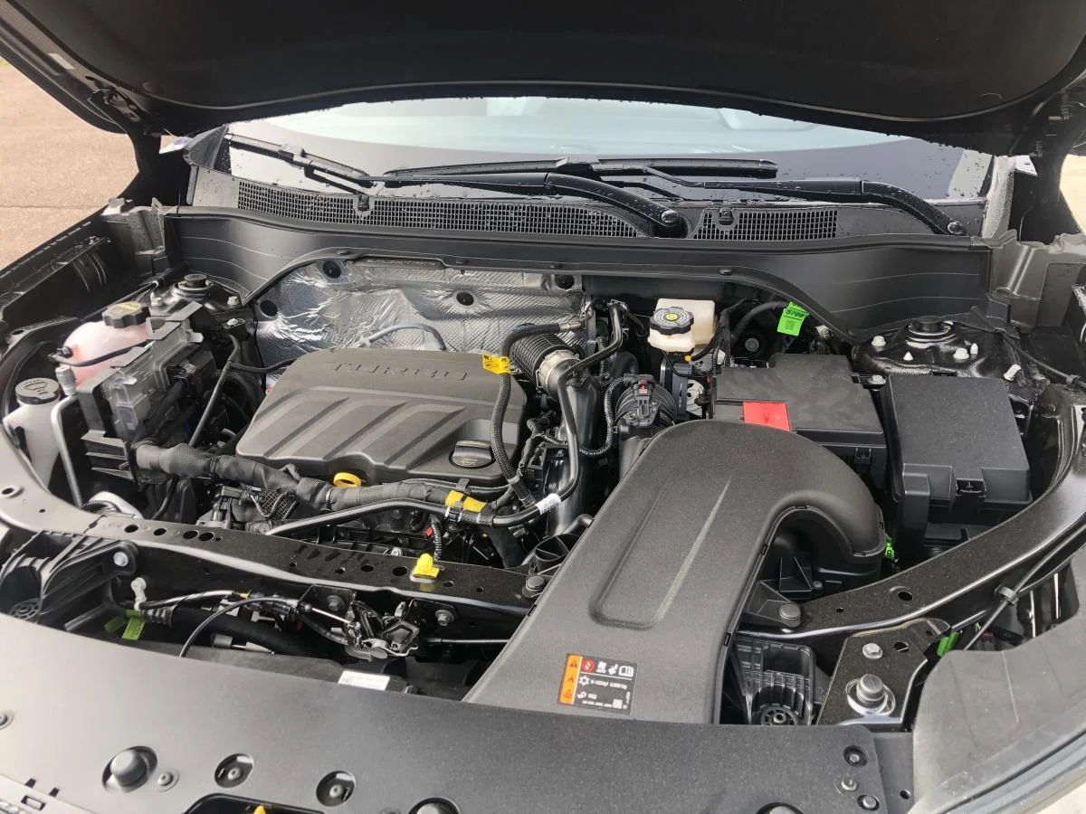 New 2026 Black Chevrolet Fwd 4dr 1rs image 20