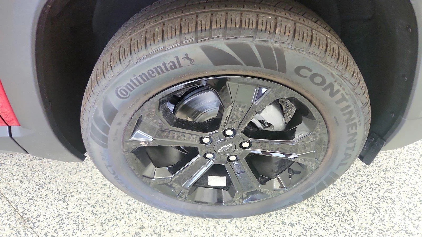 2027 Chevrolet Equinox LT - Photo 30