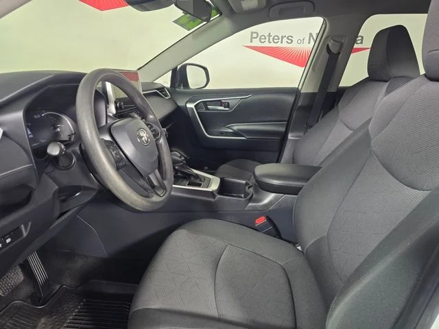 Used 2025 White Toyota XLE image 14