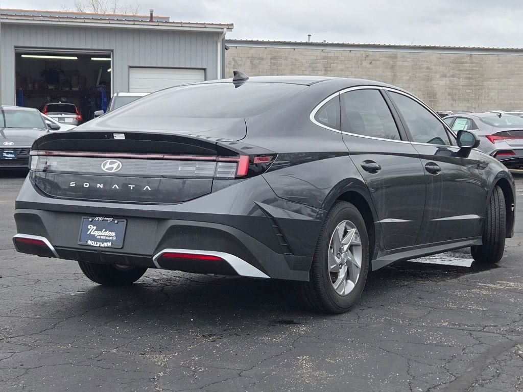 Used 2025 Gray Hyundai SE image 12