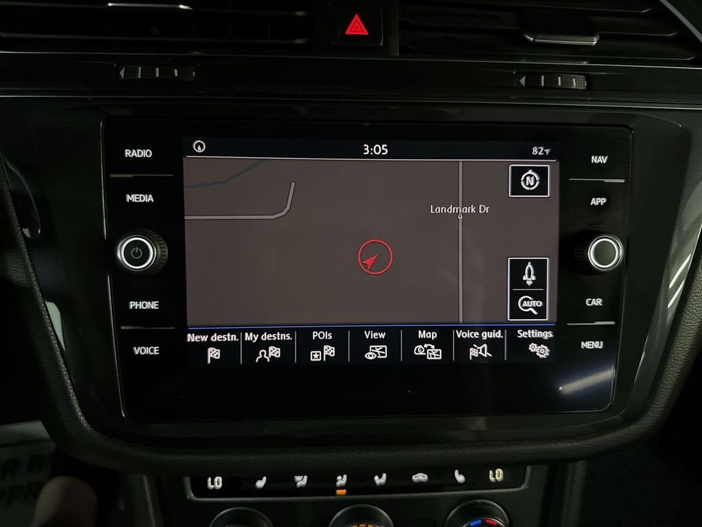 Used 2019 Deep Black Volkswagen 2.0T SEL image 29