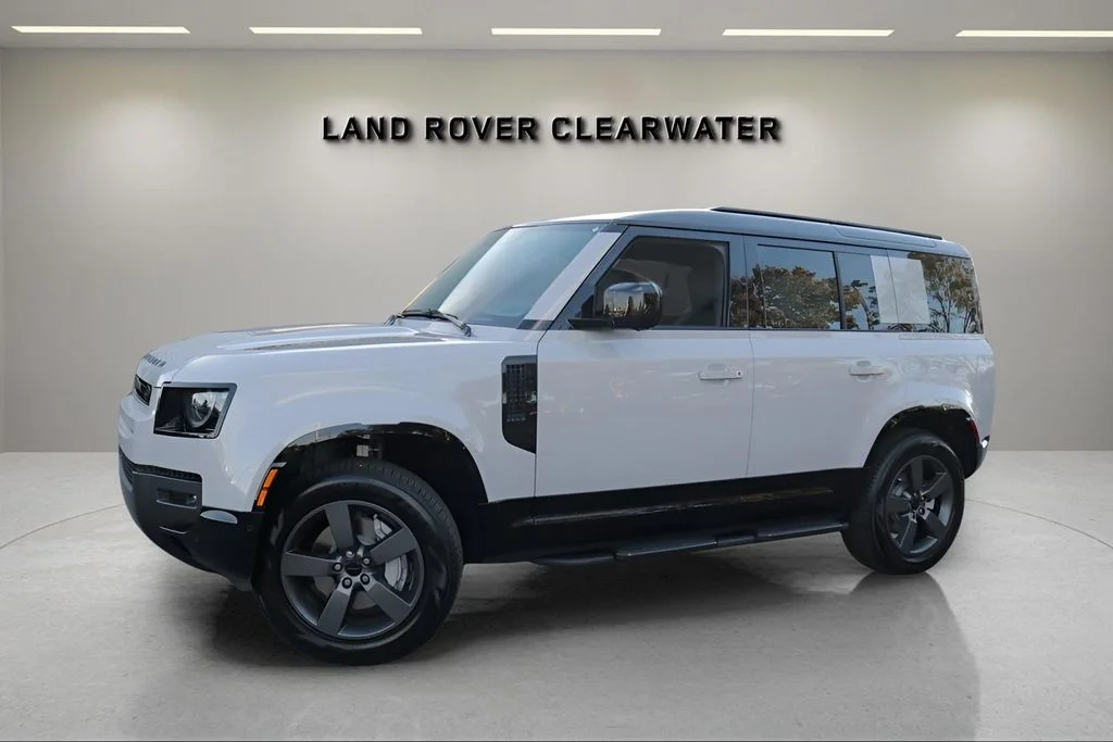 2026 Land Rover Defender 110 X-Dynamic SE P400's photo