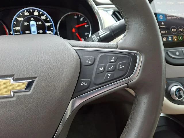 Used 2024 Mineral Gray Metallic Chevrolet LT image 21
