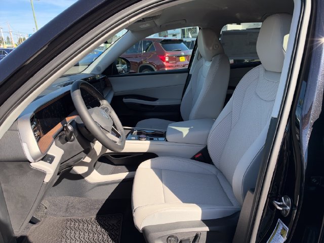 New 2027 Deep Black Pearl Volkswagen SE w/Technology image 28